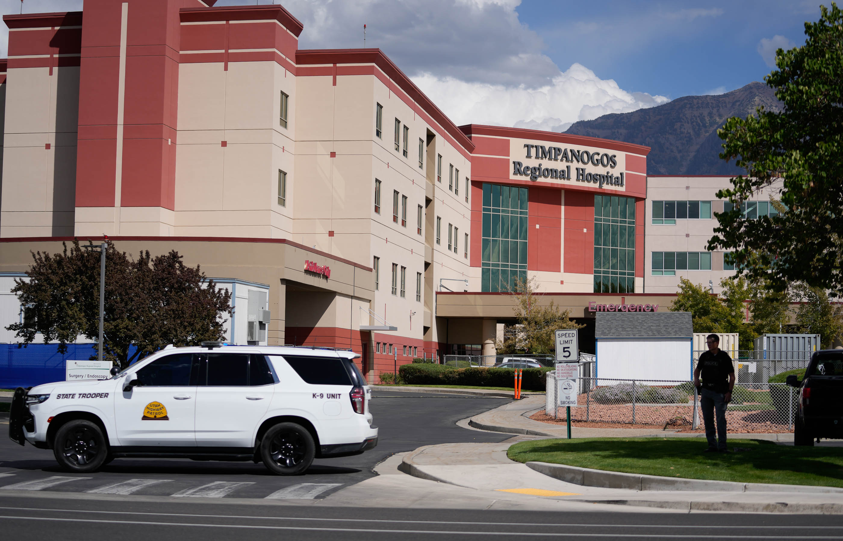 People gather outside Timpanogos Regional Hospital in Lehi, Utah, after Charlie Kirk was shot during his event at Utah Valley University on September 10, 2025 | Source: Getty Images