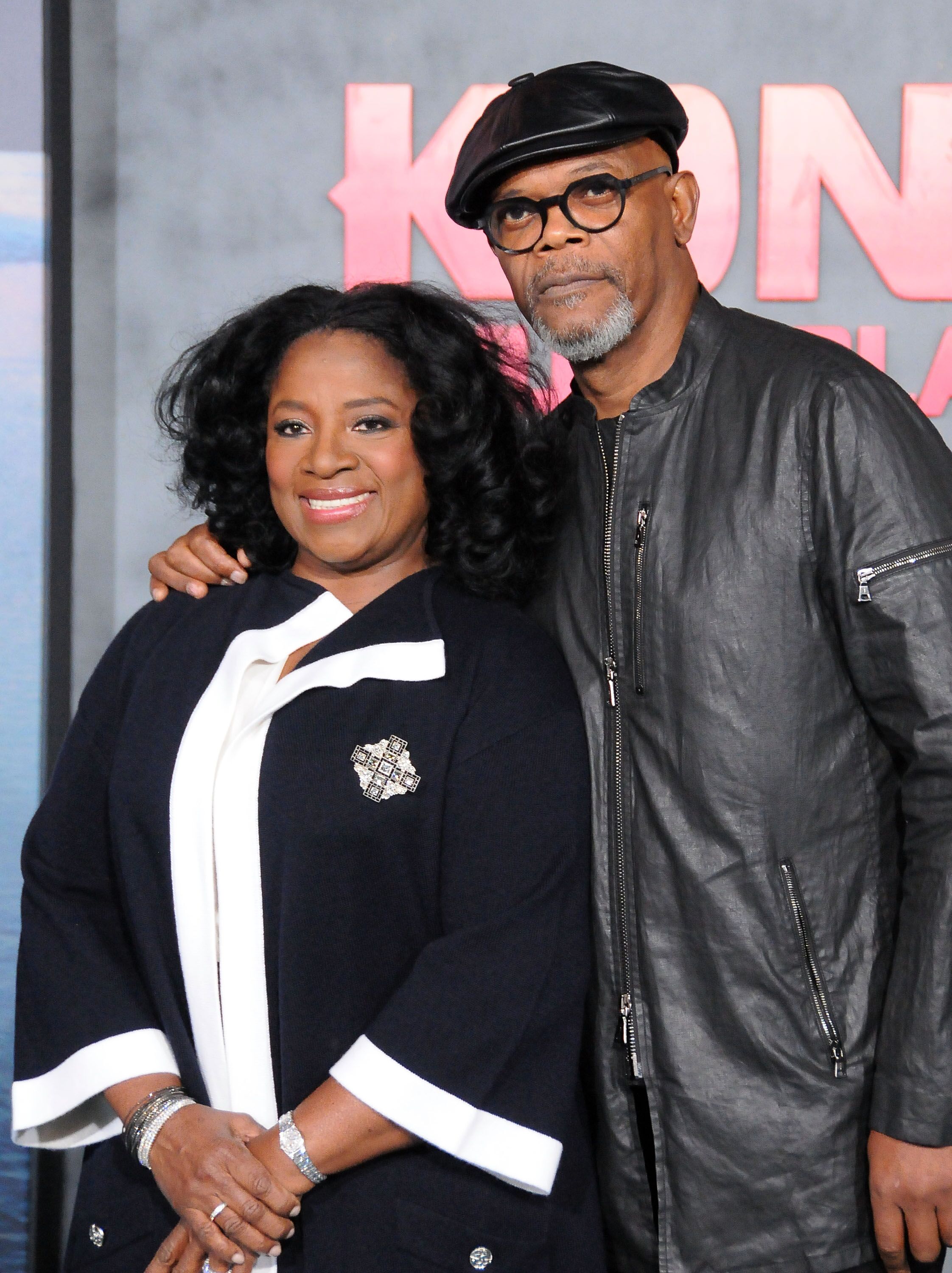 Samuel L. Jackson (R) and wife LaTanya Richardson (L) arrive for the Premiere of Warner Bros. Pictures' 'Kong: Skull Island' at Dolby Theatre on March 8, 2017 in Hollywood, California | Photo: Getty Images 