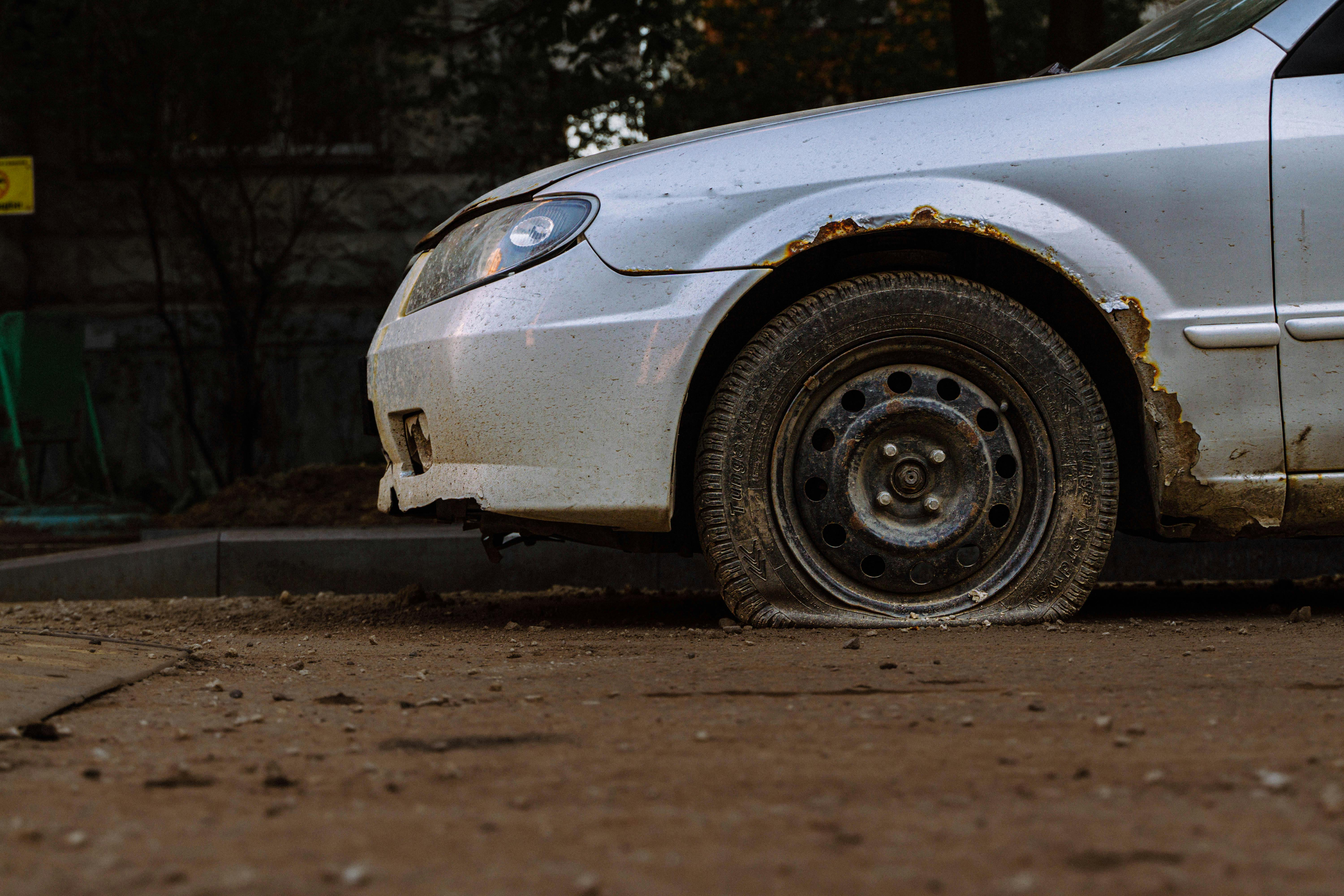 A flat tire | Source: Pexels