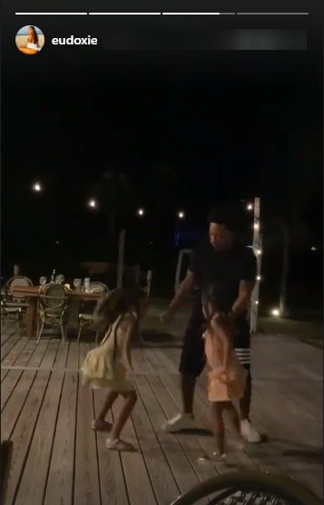Another picture of Ludacris's daughter Cadence and Cai dancing on Instagram | Photo: Instagram/eudoxie