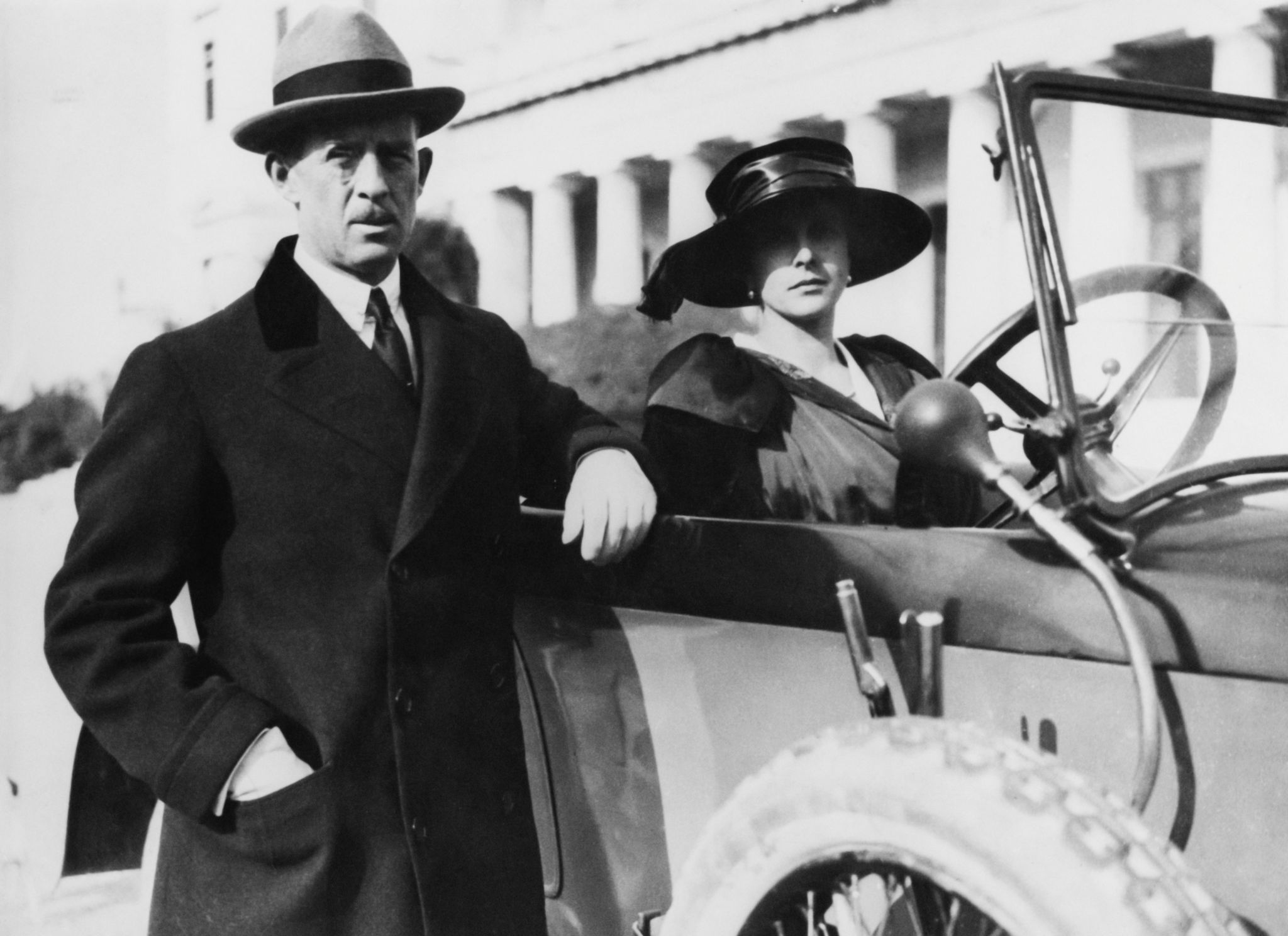 Prince Andrew of Greece and Denmark with Princess Alice of Battenberg in 1921 in Athens, Greece | Photo: Getty Image