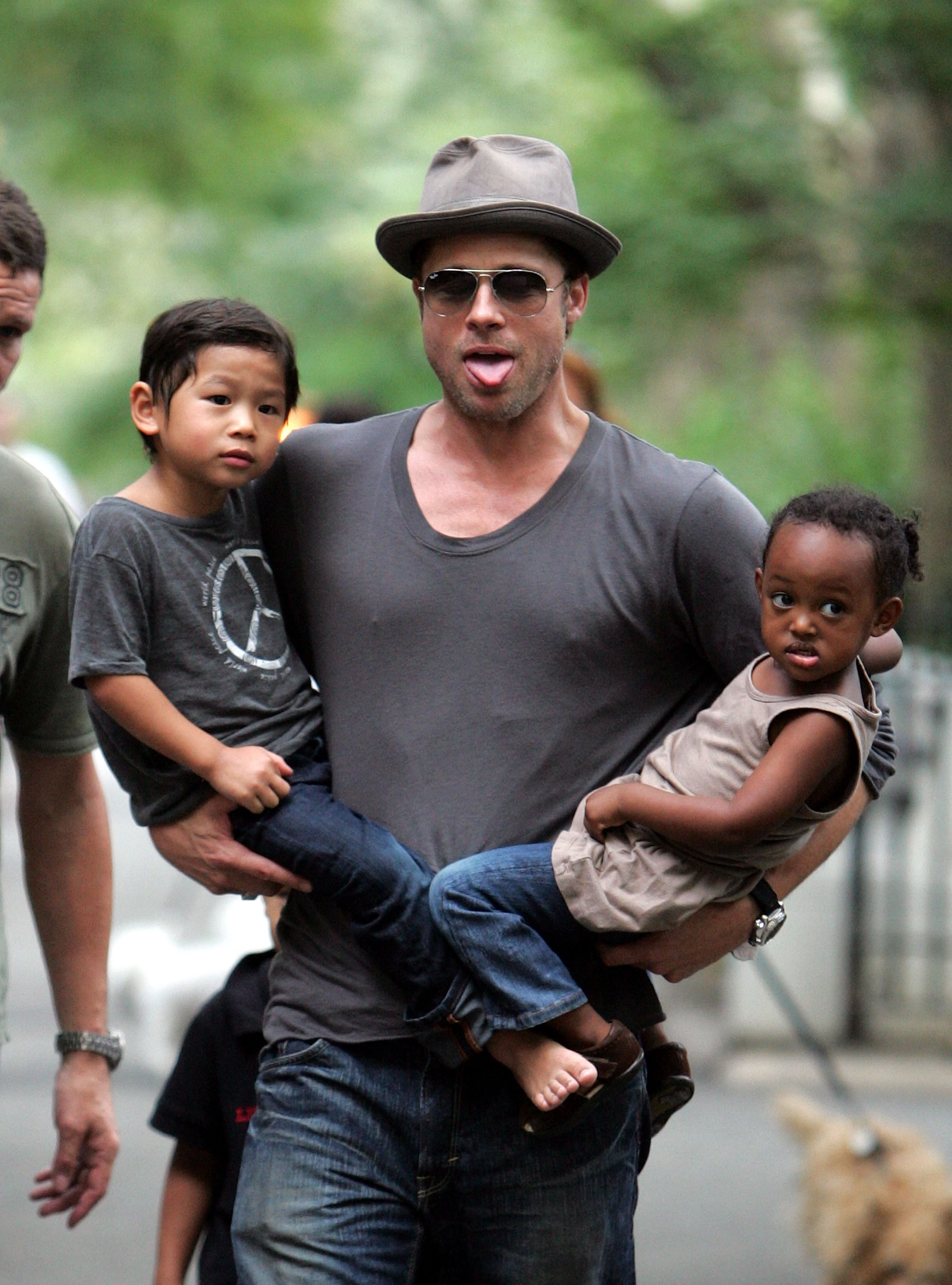 Brad Pitt with Pax and Zahara Jolie-Pitt in New York on August 26, 2007. | Source: Getty Images