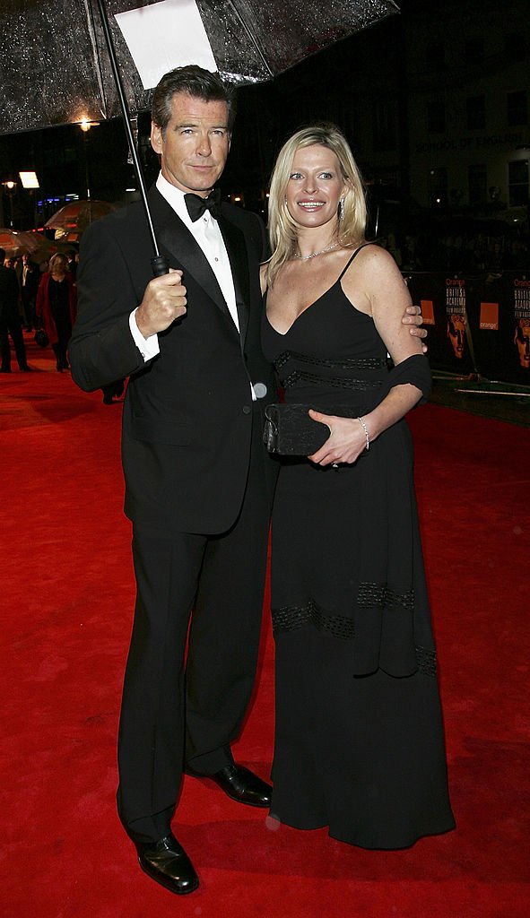Pierce Brosnan und seine Tochter Charlotte, 2006 | Quelle: Getty Images