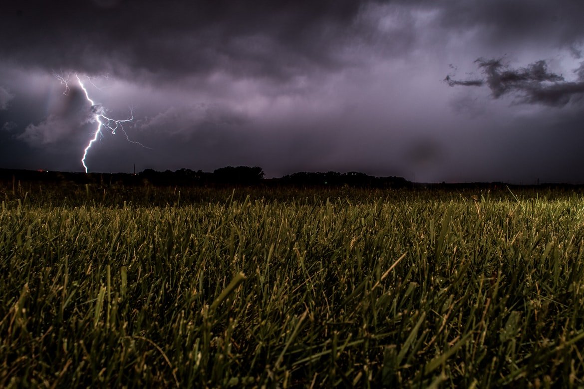 Una tormenta en medio de la noche. | Foto: Unsplash