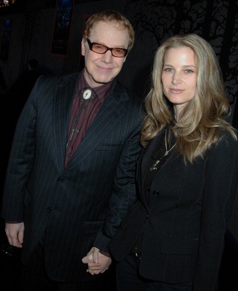 Danny Elfman and Bridget Fonda at El Capitan Theatre in Hollywood, CA.| Photo: Getty Images.