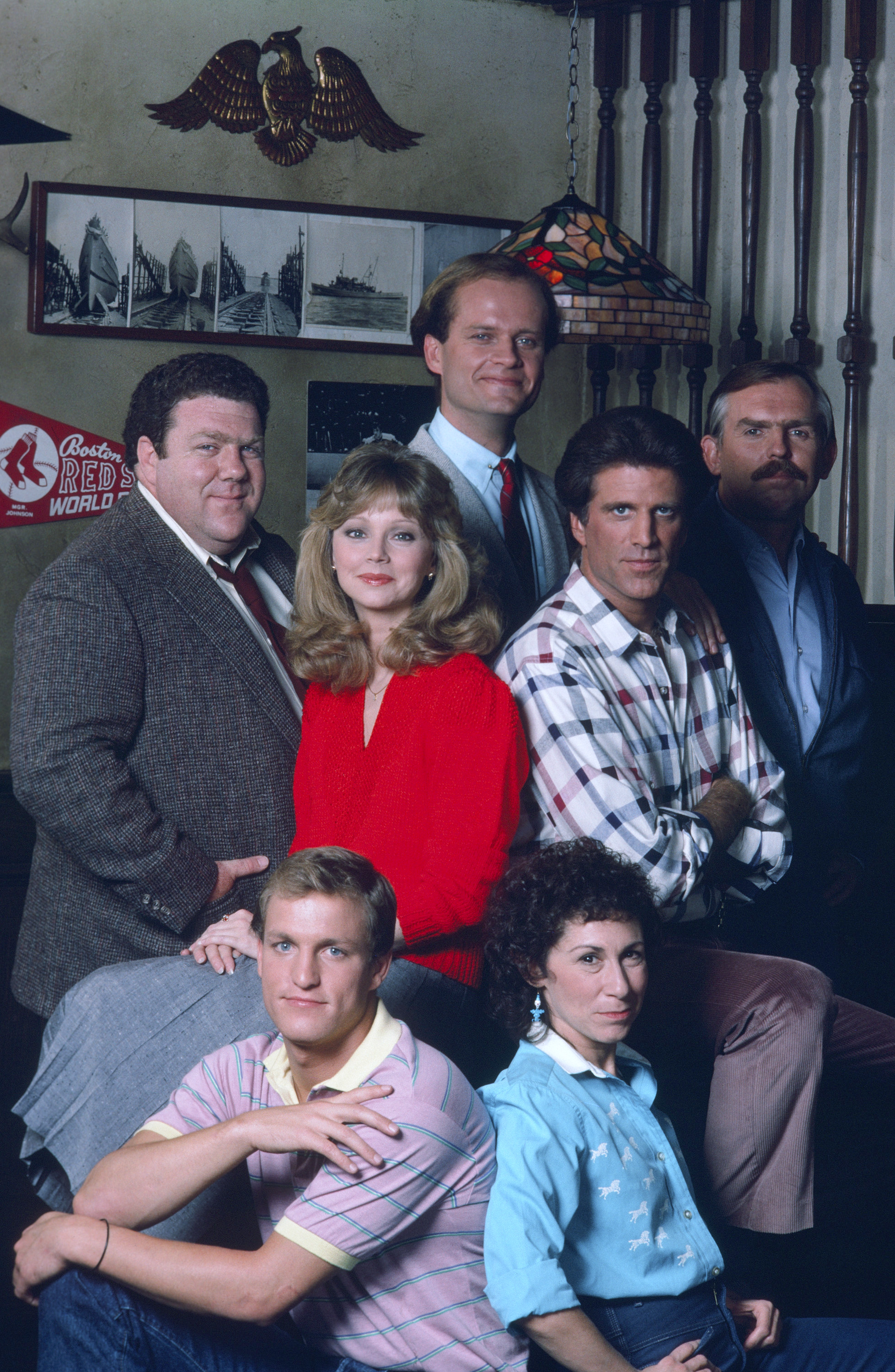 George Wendt, Shelley Long, Woody Harrelson, Kelsey Grammer, Ted Danson, Rhea Perlman, and John Ratzenberger on "Cheers" | Source: Getty Images