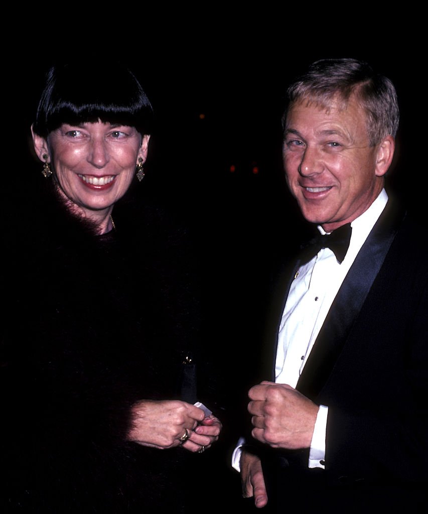 William Christopher and wife Barbara O'Conner attend ABC TV Affiliates Dinner on October 10, 1985, in Beverly Hills | Photo: Getty Images