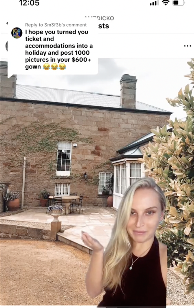 Amy Dickinson sharing an image of the winery they visited during her girls' trip with her mom and sister | Source: tiktok/amzdick