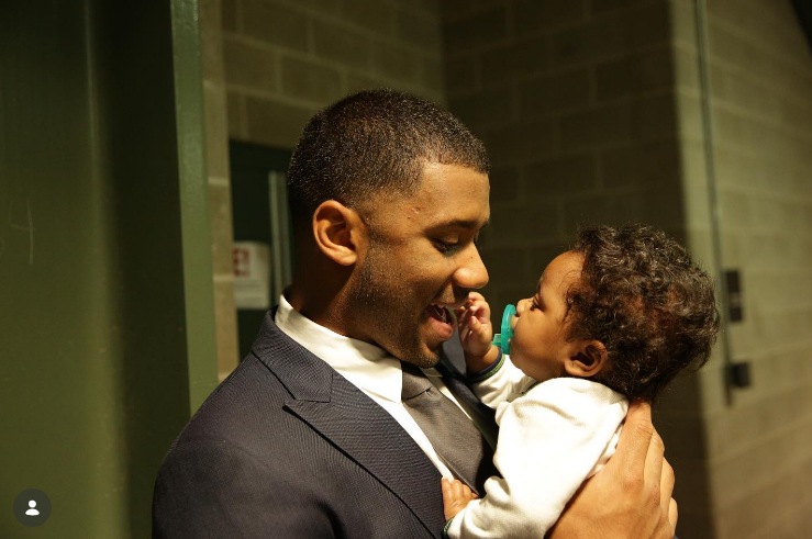 Russell Wilson and his daughter Sienna Wilson on her third birthday, April 28, 2020 | Source: Instagram/dangerusswilson