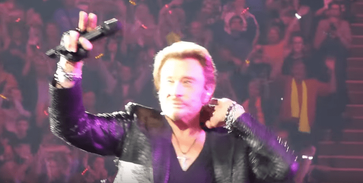 Johnny Hallyday en concert le 15 juin 2013, Paris Bercy. | Youtube/Ronald Bant