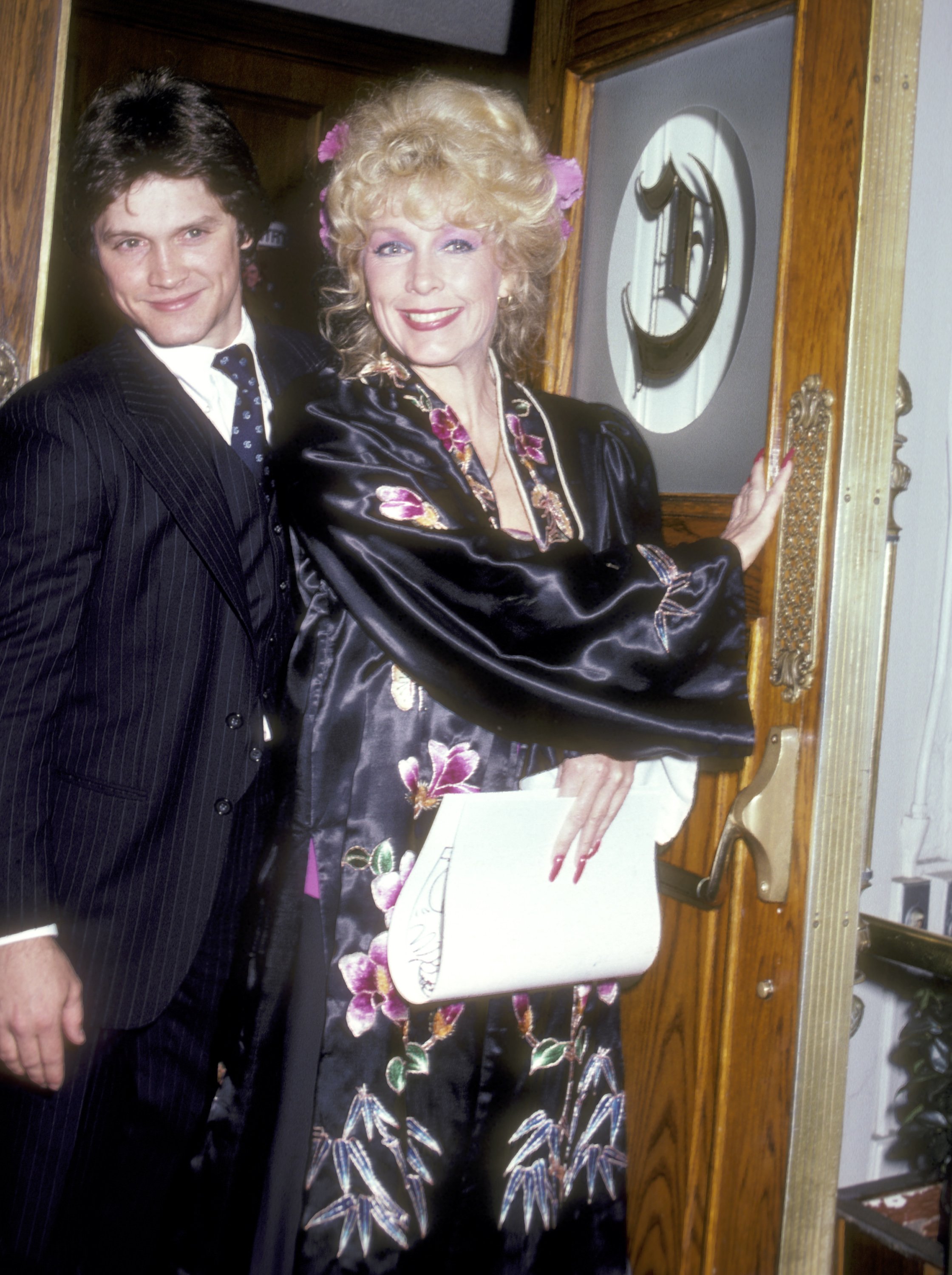 Stella Stevens and Andrew Stevens on February 21, 1981 at Chasen's Restaurant in Beverly Hills, California | Source: Getty Images
