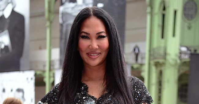 Kimora Lee Simmons All Her 5 Children Smile For A Family Photo Shared On Mother S Day