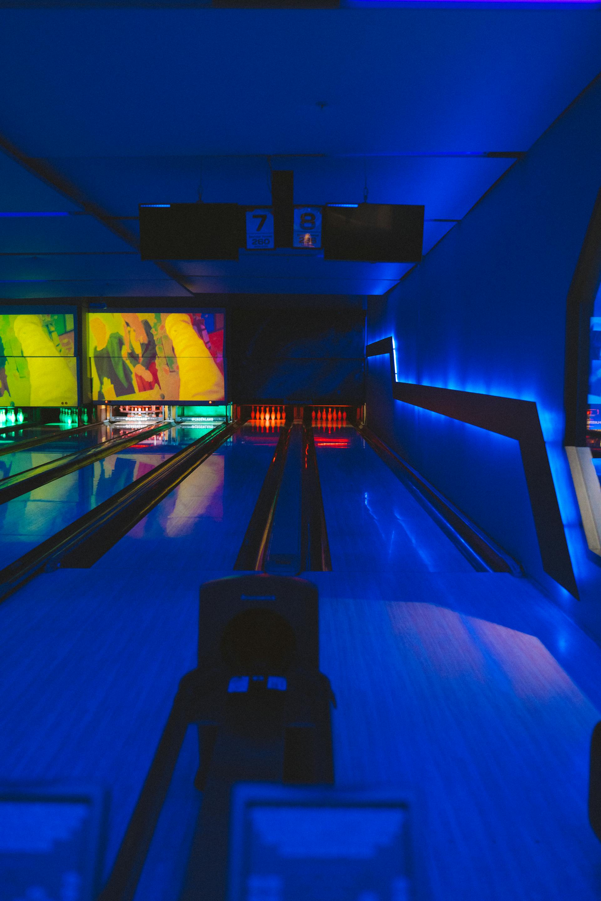 A bowling lane | Source: Pexels