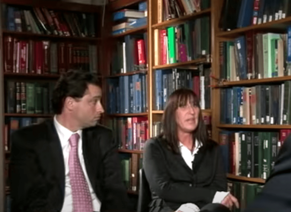 Debbie Stevens and her attorney.  |  Source: youtube.com/ABCNews
