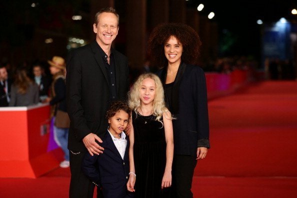 Alexandre Rockwell, his wife Karyn Parsons and their children Lana and Nico Rockwell at Auditorium Parco Della Musica on November 9, 2013 | Photo: Getty Images