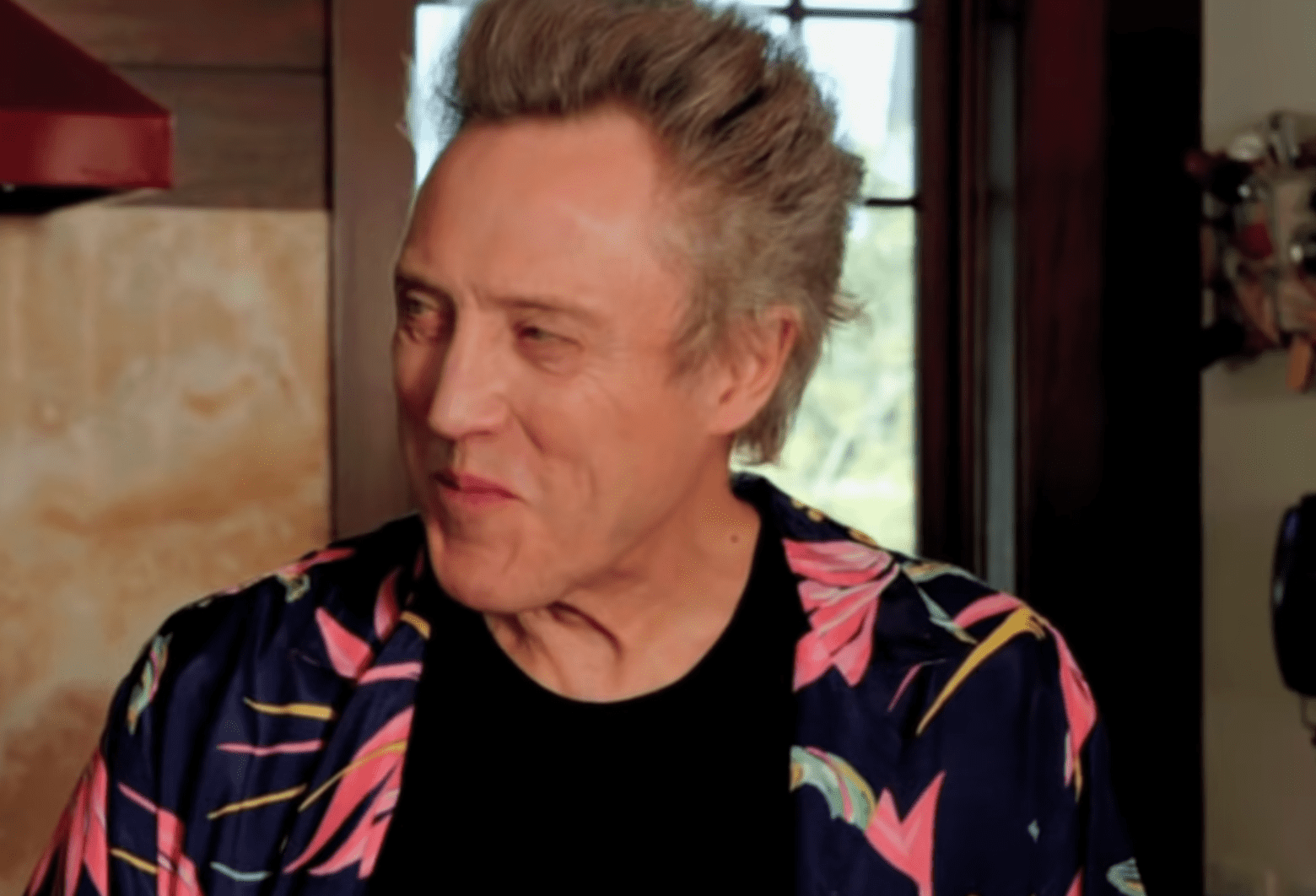 Christopher Walken at his Connecticut house, 2012 | Source: www.youtube.com/c/FunnyOrDie