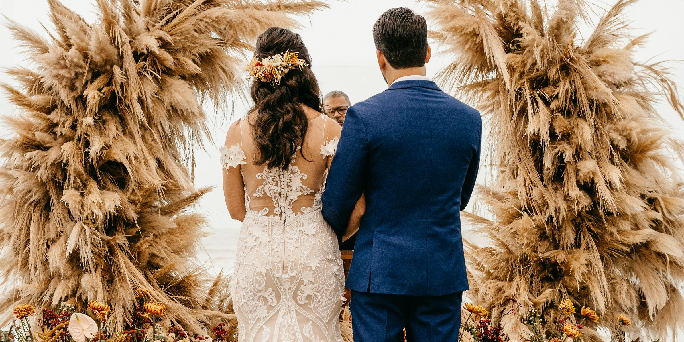 Beach wedding | Source: Pexels