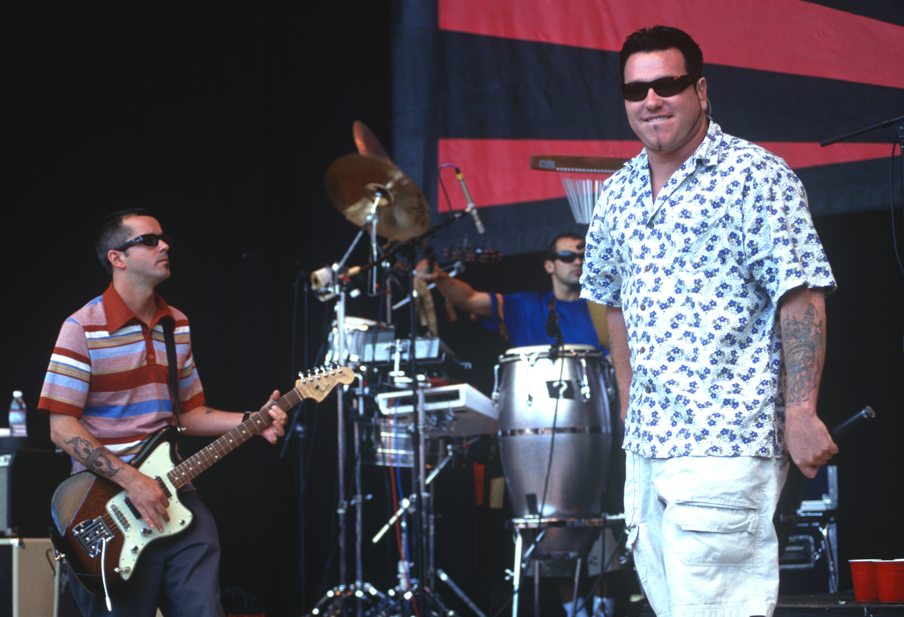 Greg Camp und Steve Harwell bei einem Auftritt bei Live 105's BFD in Mountain View, 1999 | Quelle: Getty Images