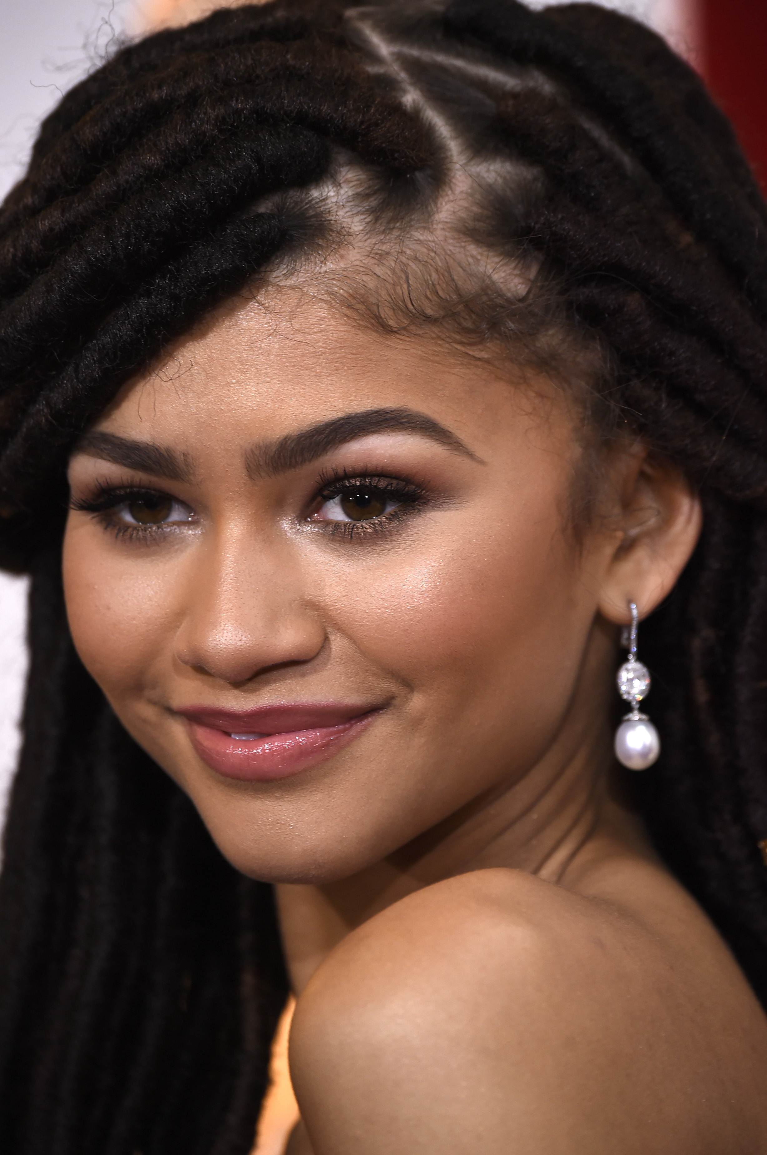 Zendaya arrives in Chopard to the 87th Annual Academy Awards at Hollywood & Highland Center in Hollywood, California, on February 22, 2015. | Source: Getty Images