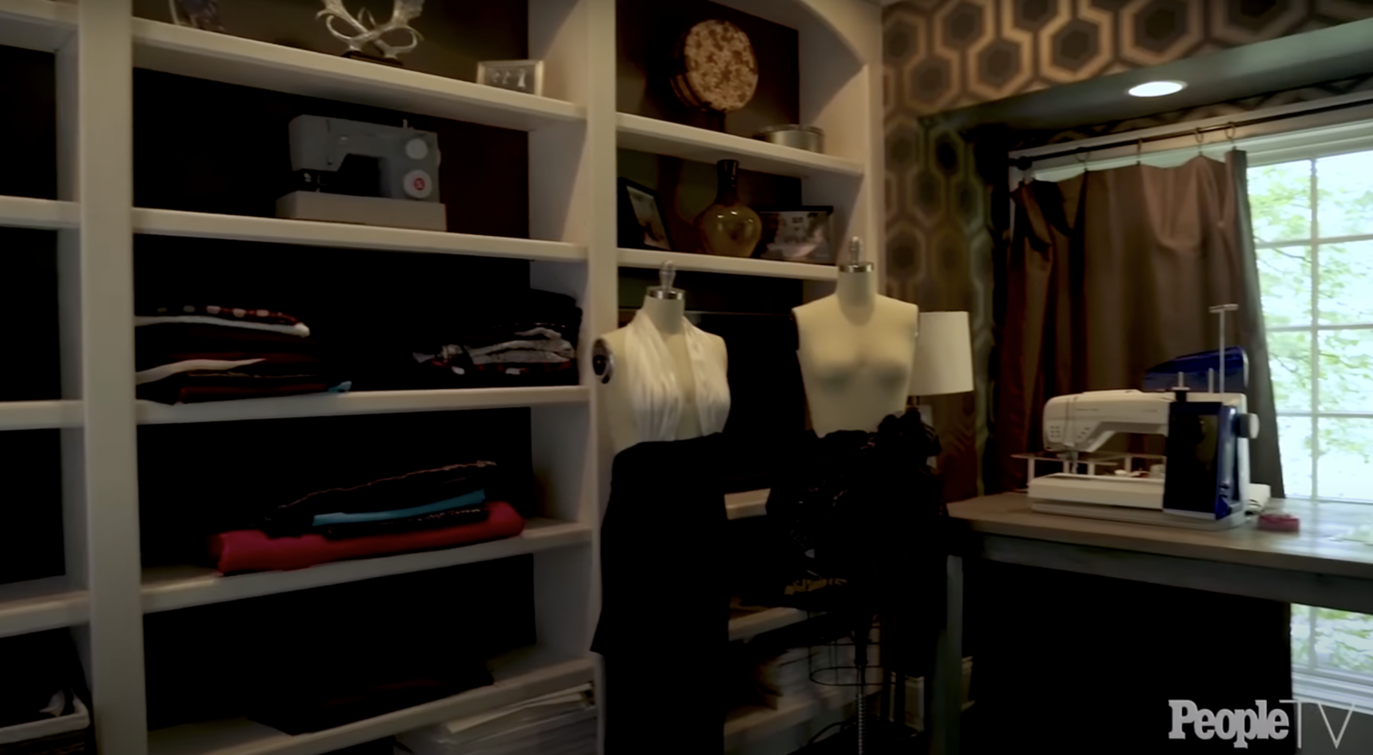 Jenny McCarthy's sewing room from a video dated October 11, 2019. | Source: YouTube/people