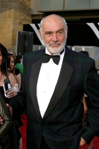 Sean Connery AFI Salute to Al Pacino Kodak Theatre Los Angeles, CA 7 de junio de 2007. | Fuente: Shutterstock Sean Connery AFI Salute to Al Pacino Kodak Theatre Los Angeles, CA 7 de junio de 2007. | Fuente: Shutterstock