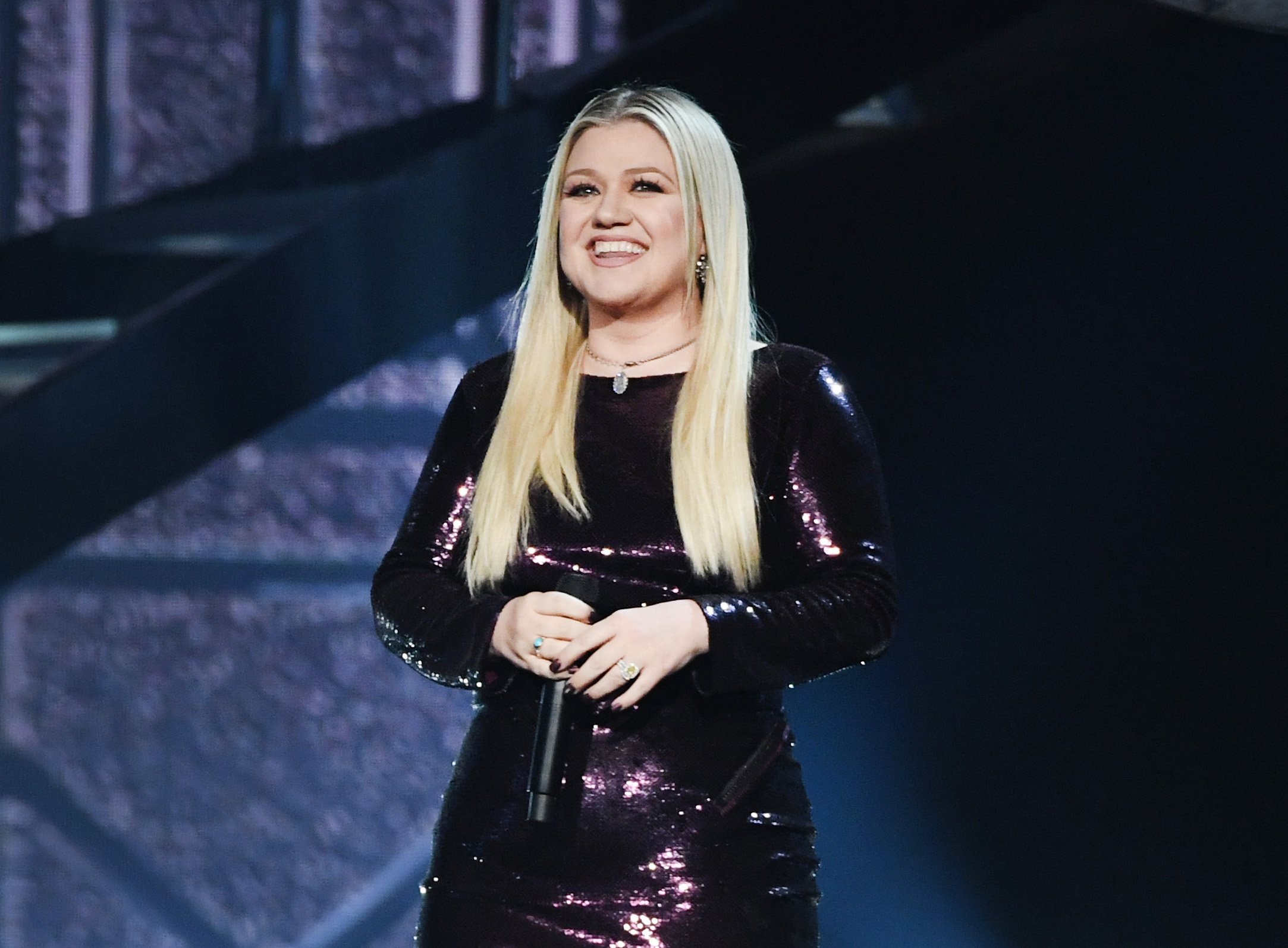 Kelly Clarkson performs onstage during the 53rd Academy of Country Music Awards at MGM Grand Garden Arena on April 15, 2018 in Las Vegas, Nevada | Photo: Getty Images