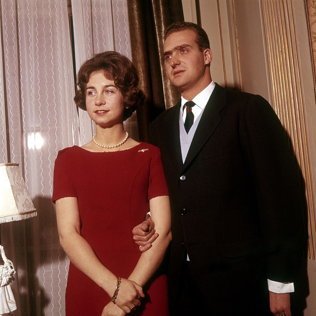 Don Juan Carlos y doña Sofía en Londres, enero de 1960. | Foto: Getty Images