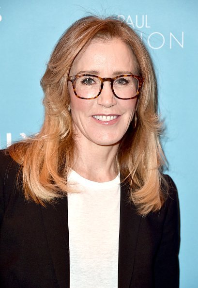 Felicity Huffman, EMILY's List 2nd Annual Pre-Oscars Event, Los Angeles, 2019 | Quelle: Getty Images Felicity Huffman, EMILY's List 2nd Annual Pre-Oscars Event, Los Angeles, 2019 | Quelle: Getty Images