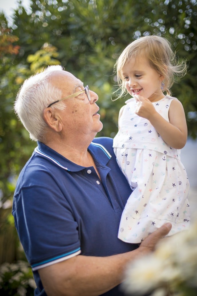 Lesley loved her grandfather | Source: Unsplash