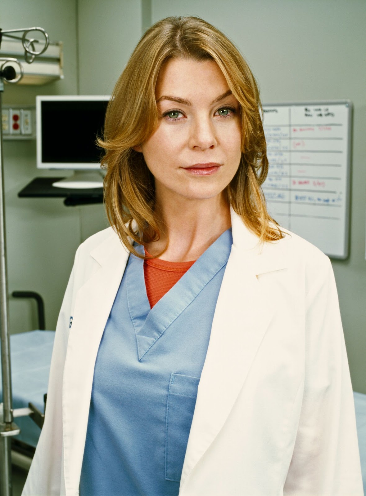 Ellen Pompeo photographed for "Grey's Anatomy" as Meredith Grey on January 23, 2005. | Source: Getty Images