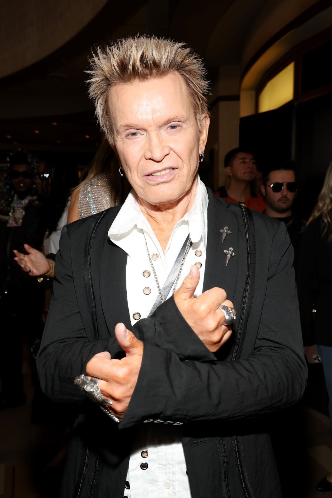 Billy Idol strikes a pose | Source: Getty Images