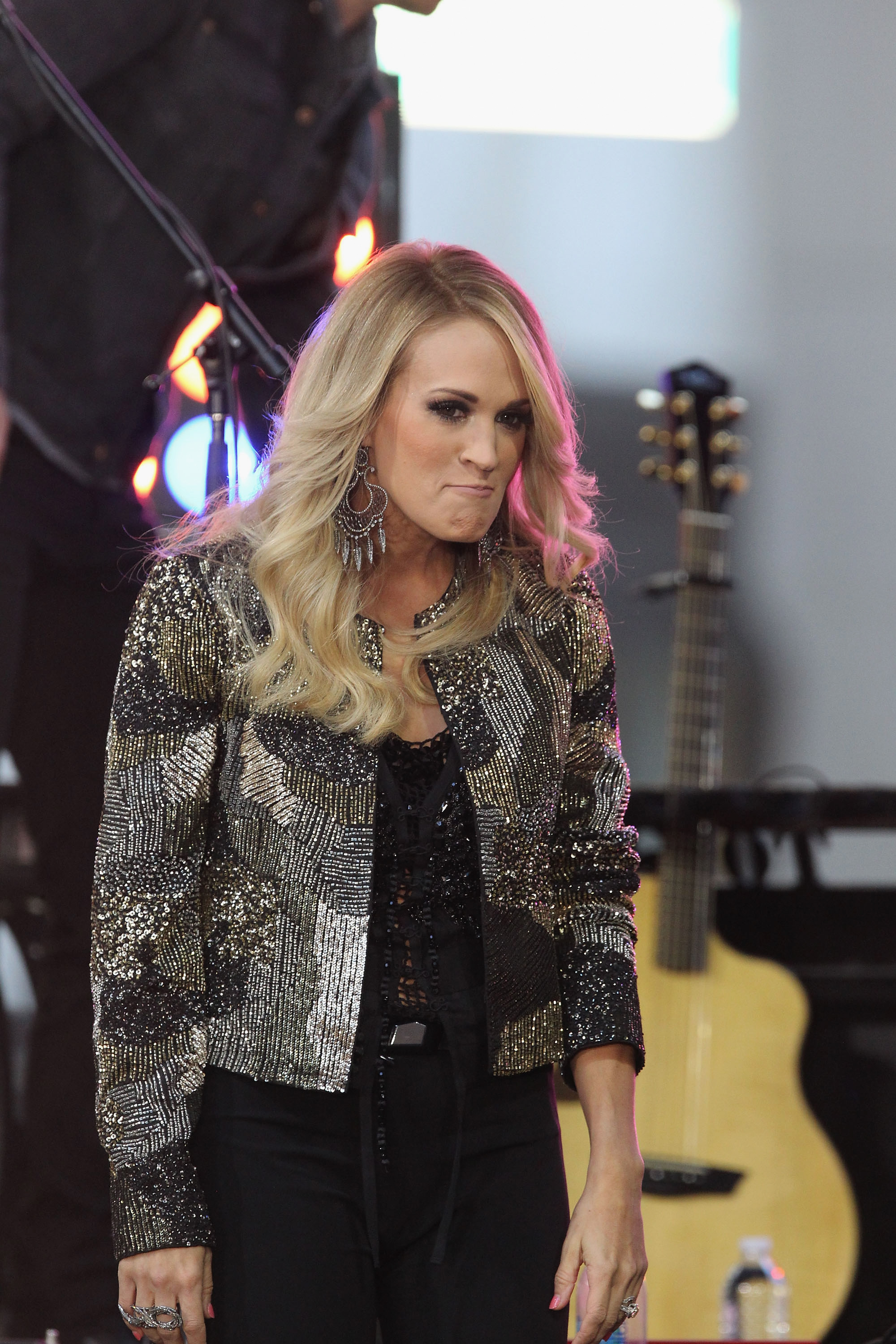 Carrie Underwood displays a quirky face while performing on NBC's "Today" Show at Rockefeller Plaza on October 23, 2015, in New York. | Source: Getty Images