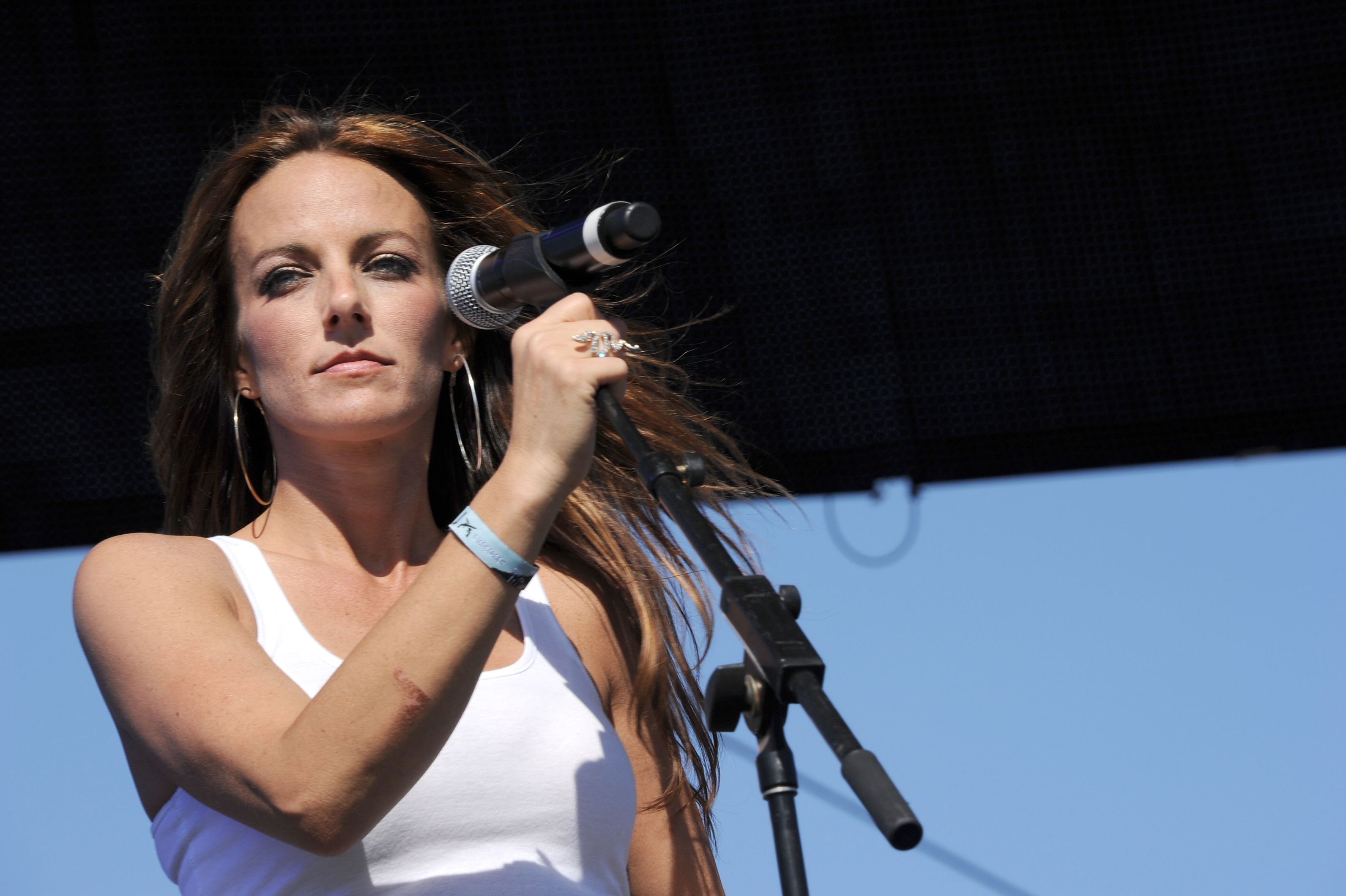 Tayla Lynn of Stealing Angels performs onstage during 2011 Stagecoach: California's Country Music Festival at the Empire Polo Club on April 30, 2011 in Indio, California. | Source: Getty Images