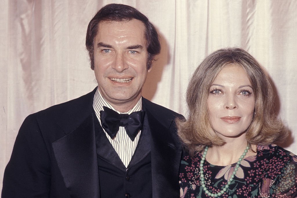 Martin Landau and Barbara Bain on February 6, 1972 in Beverly Hills, California. | Photo: Getty Images