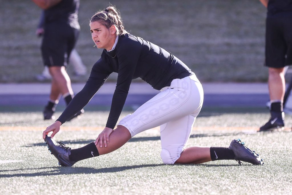 Sarah Fuller #32 of the Vanderbilt Commodores warms up prior to the game against the Missouri Tigers at Farout Field on November 28, 2020 | Photo: Getty Images