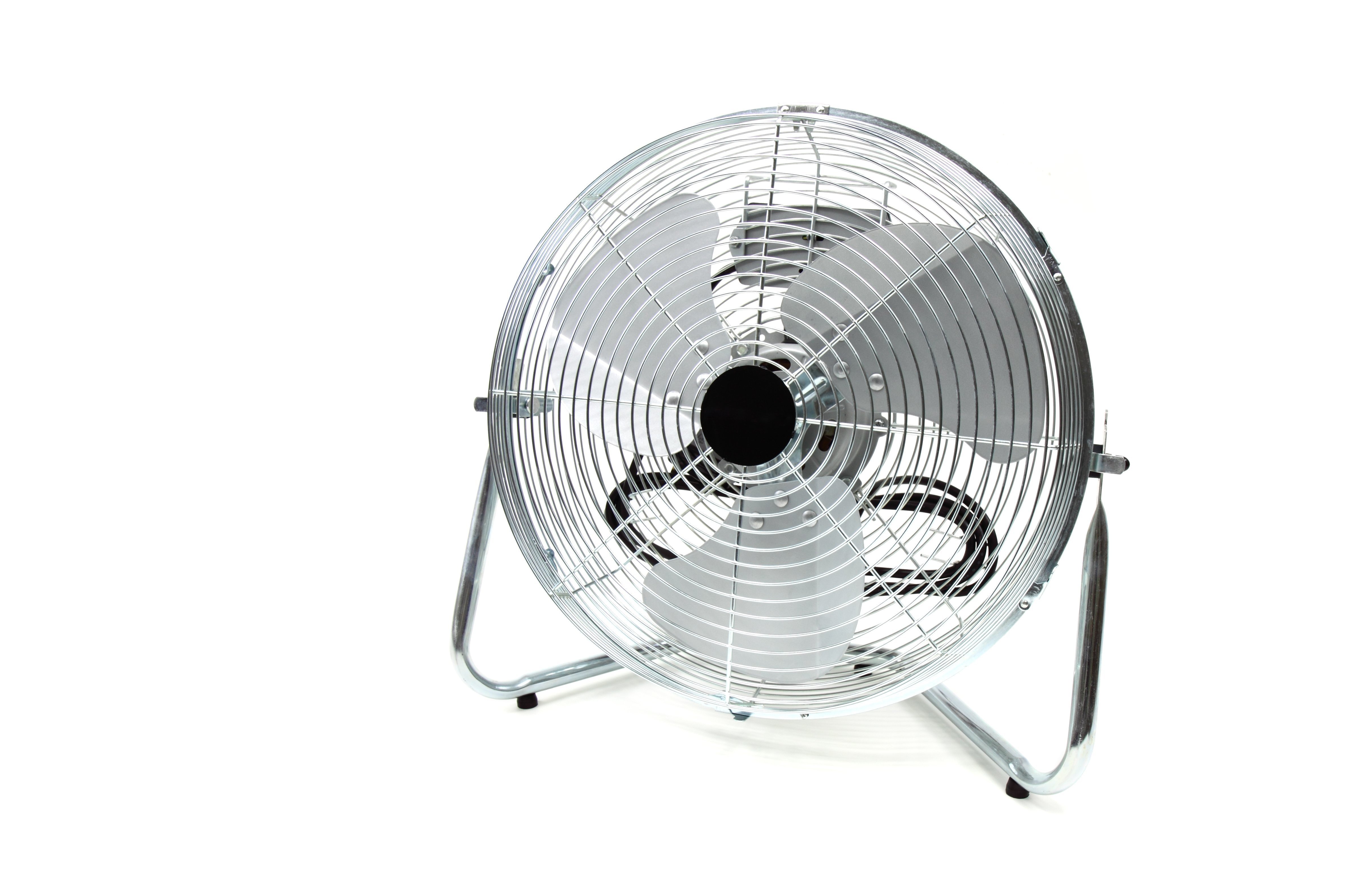 Un ventilateur, efficace pour chasser les moustiques. | Photo : Pexels