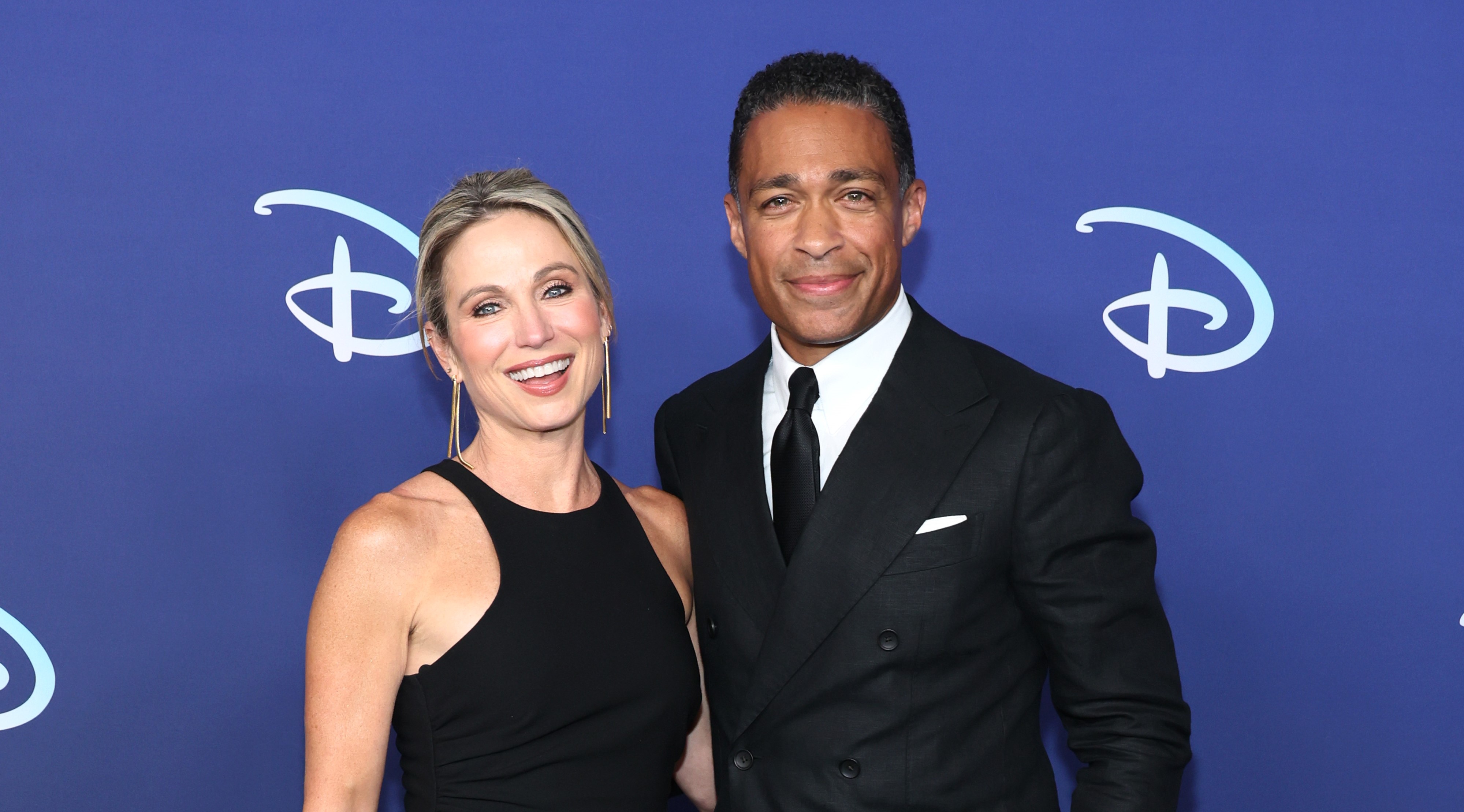 Amy Robach and T.J. Holmes attend the 2022 ABC Disney Upfront at Basketball City, on May 17, 2022, in New York City. | Source: Getty Images