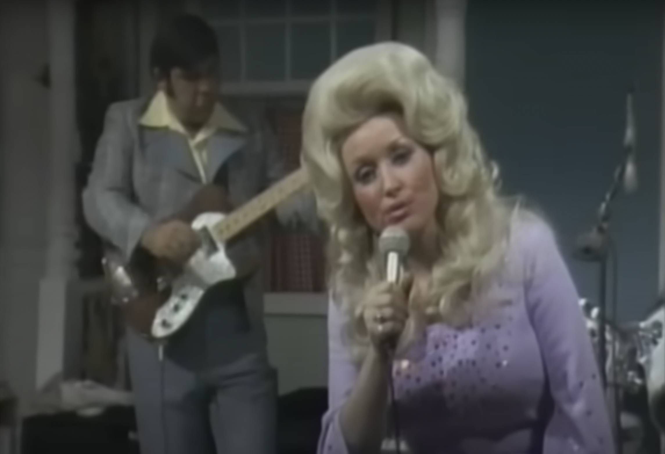 Dolly Parton performing "I Will Always Love You," posted on December 7, 2021 | Source: YouTube/ShoutFactoryVEVO