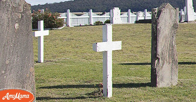 A disabled man's children skipped his funeral | Photo: Getty Images