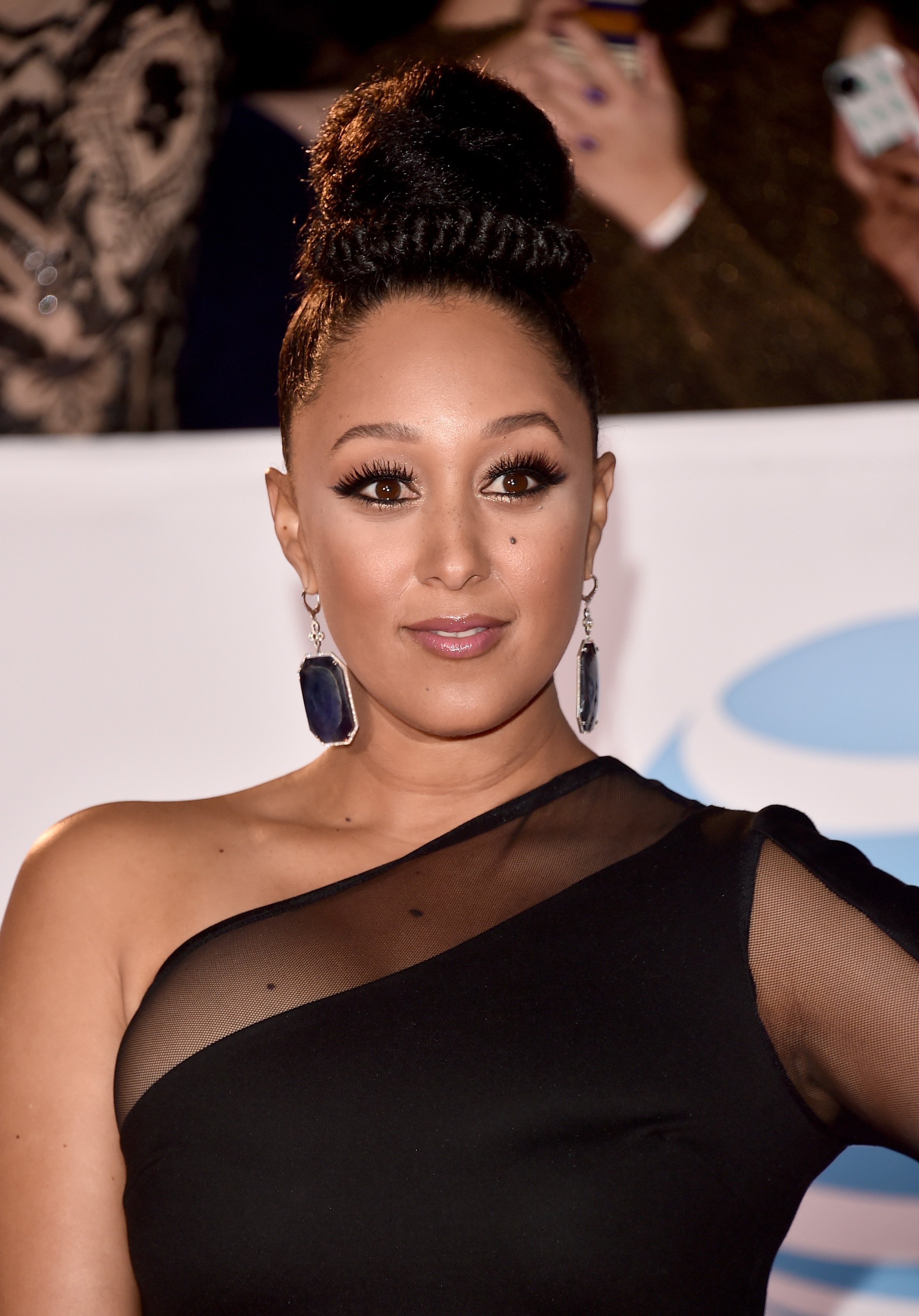 Tamera Mowry at the 49th NAACP Awards in January 2018. | Photo: Getty Images