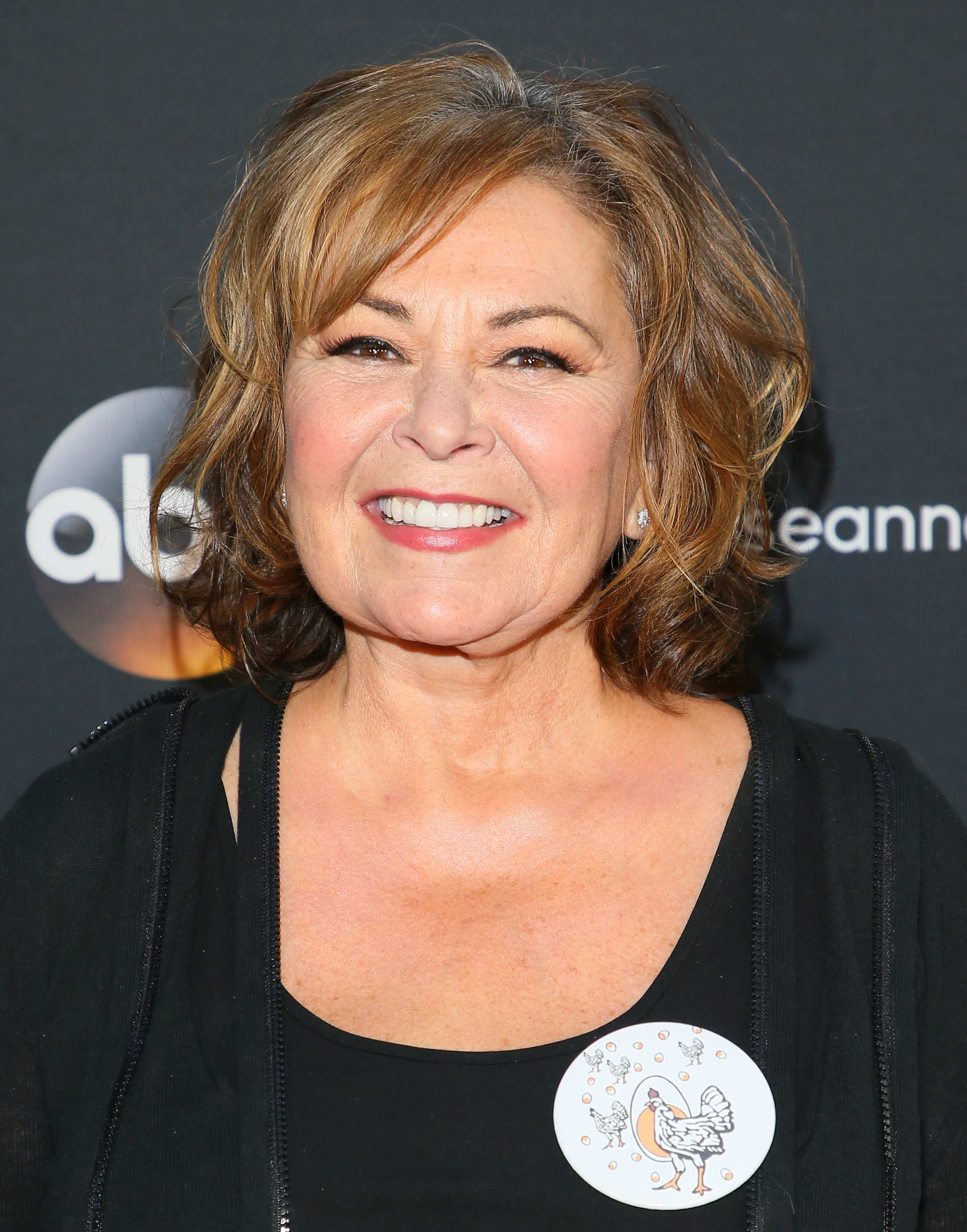 Roseanne Barr attends the premiere of "Roseanne," 2018 | Source: Getty Images