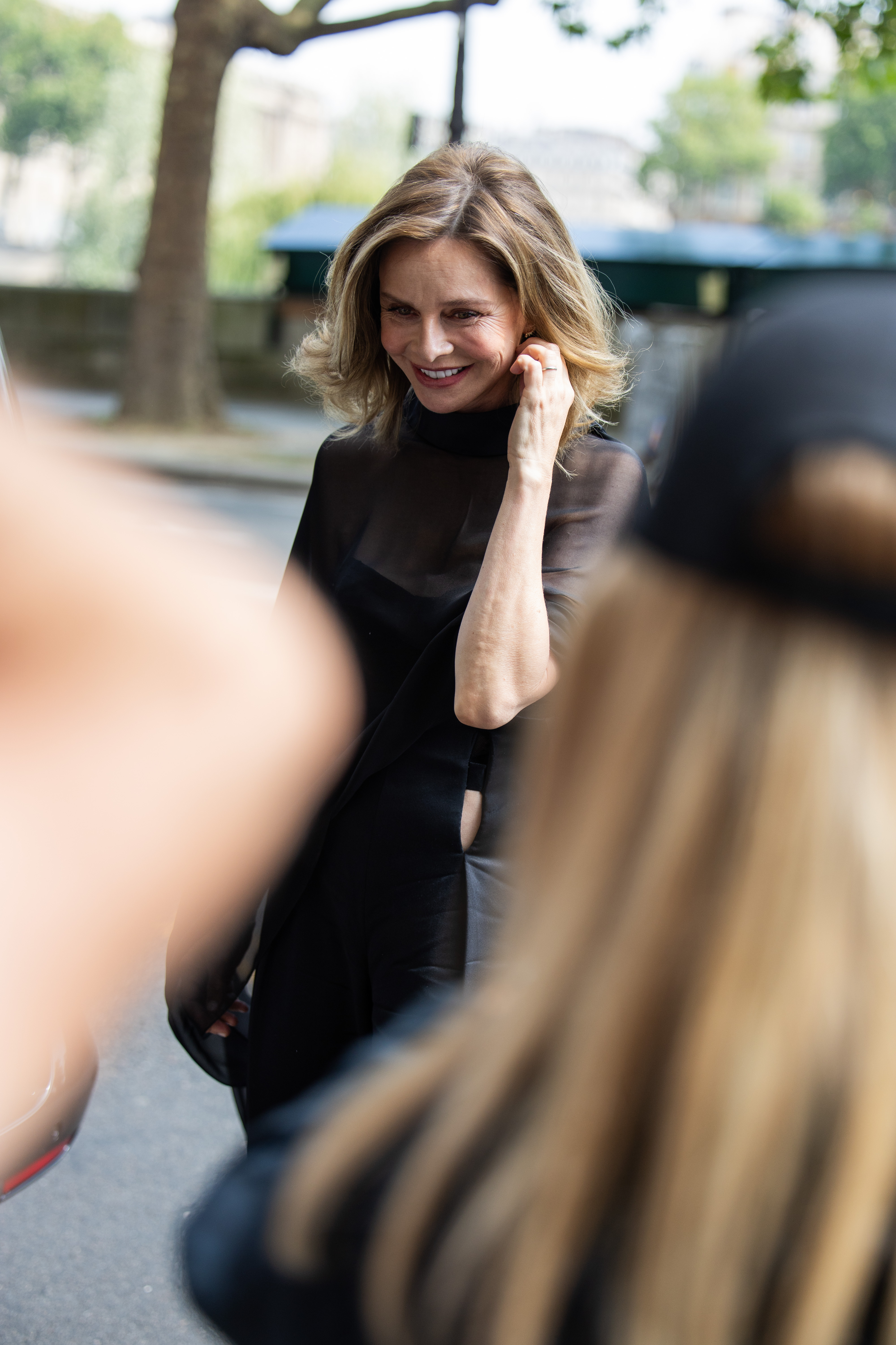 Calista Flockhart wears black top outside Ashi Studio during the Haute Couture Fall/Winter 2024/2025 as part of Paris Fashion Week on June 27, 2024 in Paris, France | Source: Getty Images
