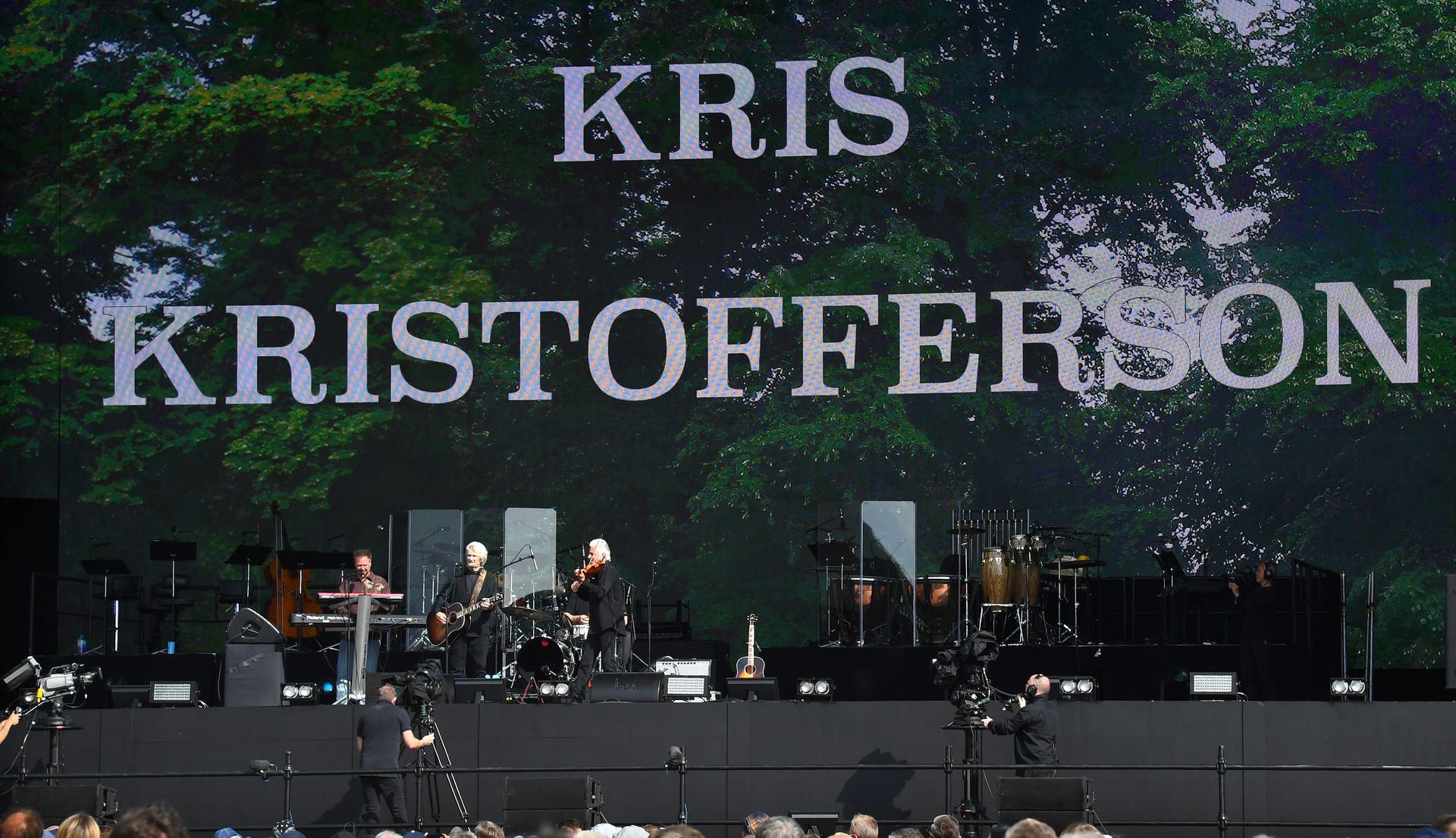 Kris Kristofferson performs during Barclaycard Presents British Summer Time Hyde Park in London, England, on July 7, 2019 | Source: Getty Images