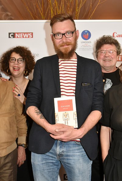 Camille Deforges, lauréat du premier prix Régine Deforges-Nouveau Joseph Ponthus. |Photo : Getty Images