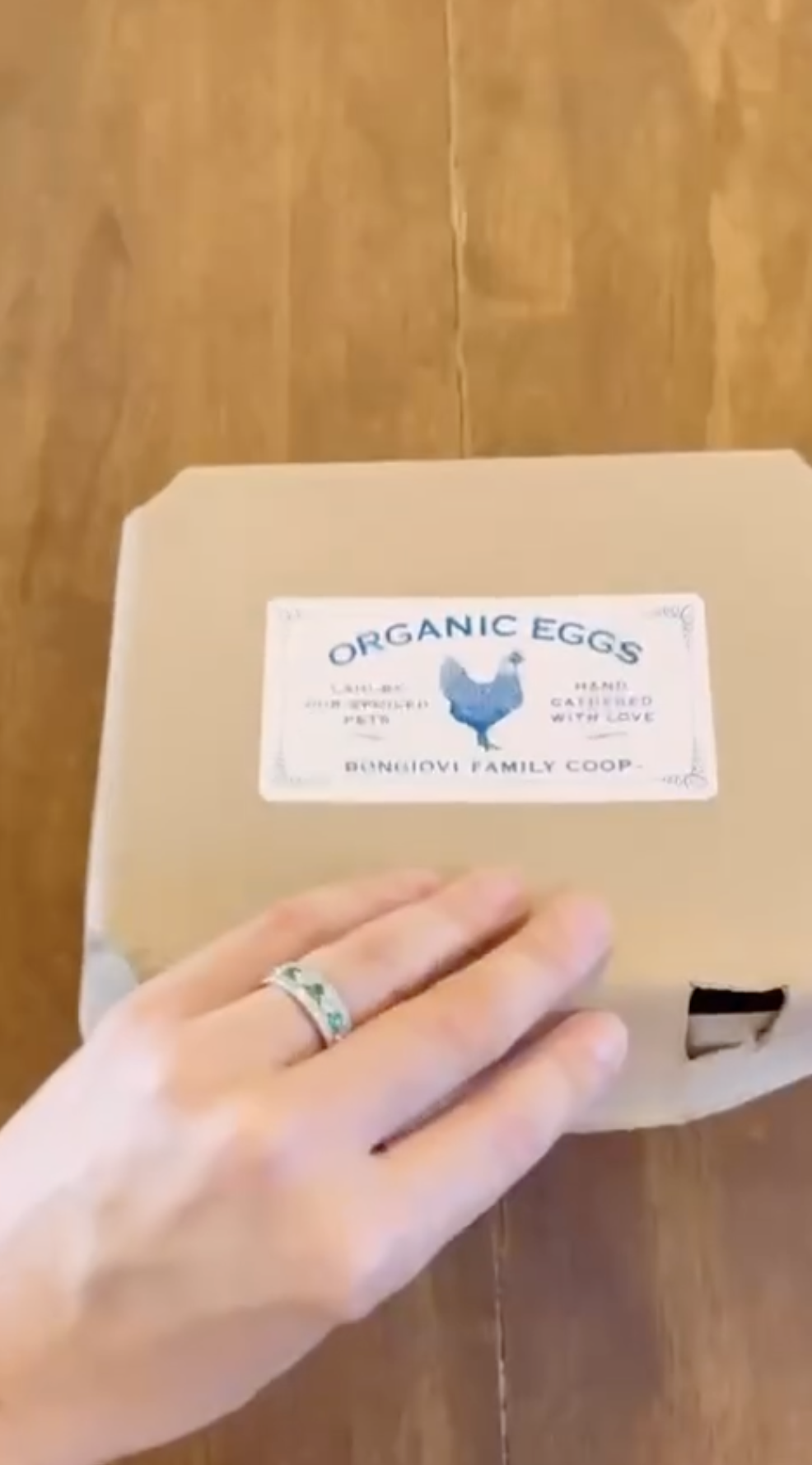 A carton of eggs from a post dated August 16, 2024. | Source: Instagram/milliebobbybrown