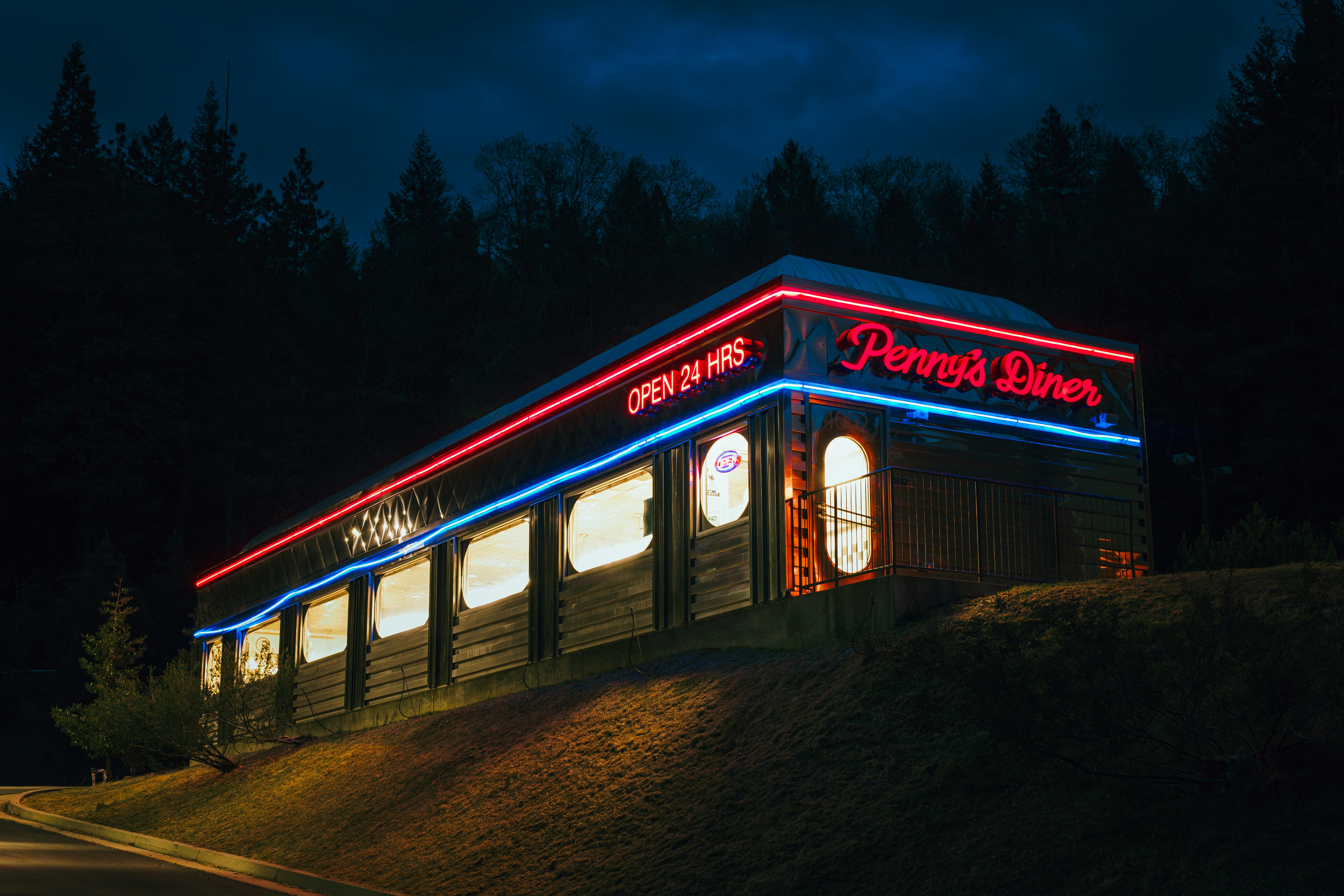 The exterior of a 24-hour diner at night | Source: Pexels