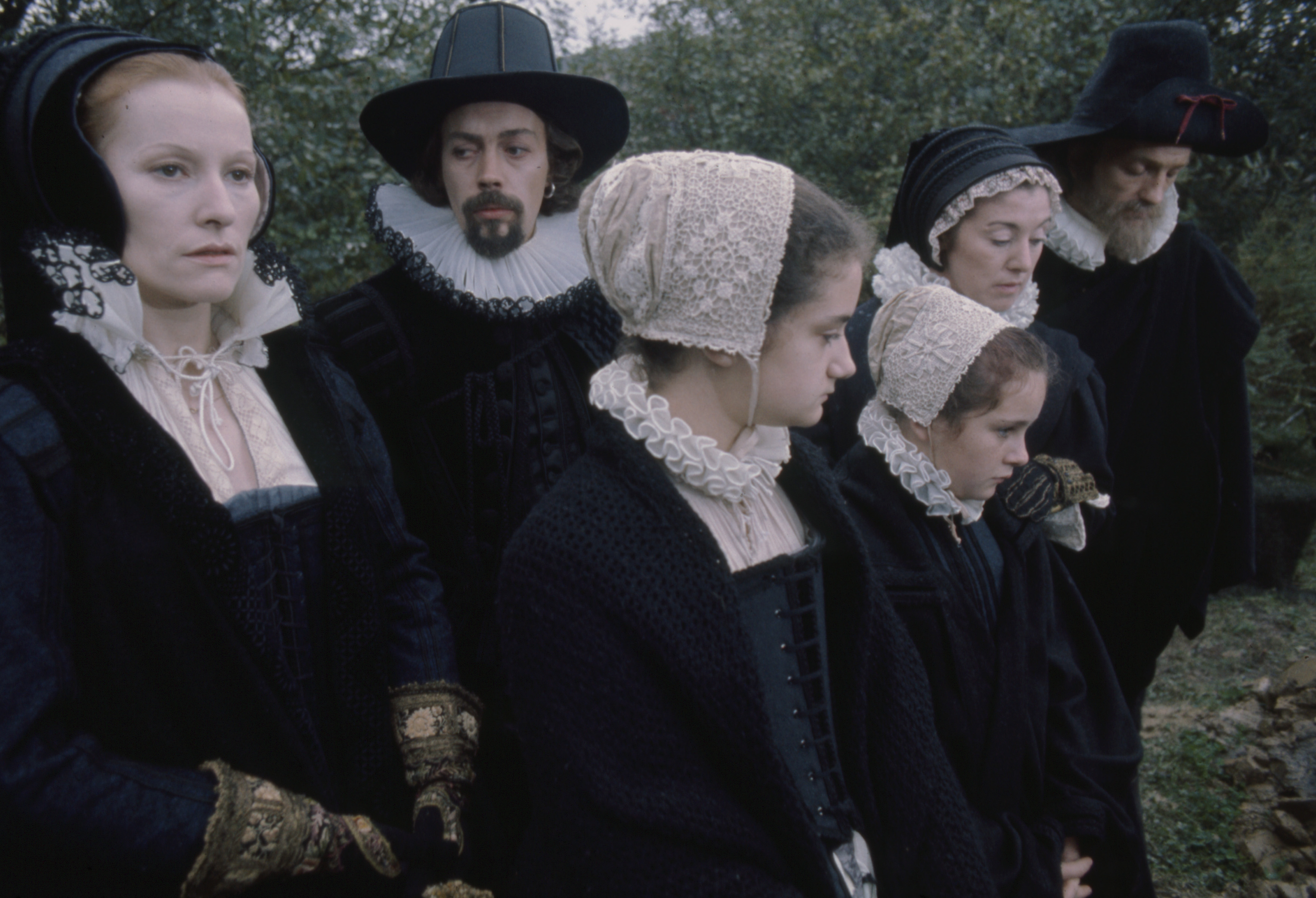 Meg Wynn Owen and her cast mates on the set of "Will Shakespeare" in Elstree, England, 1978. | Source: Getty Images