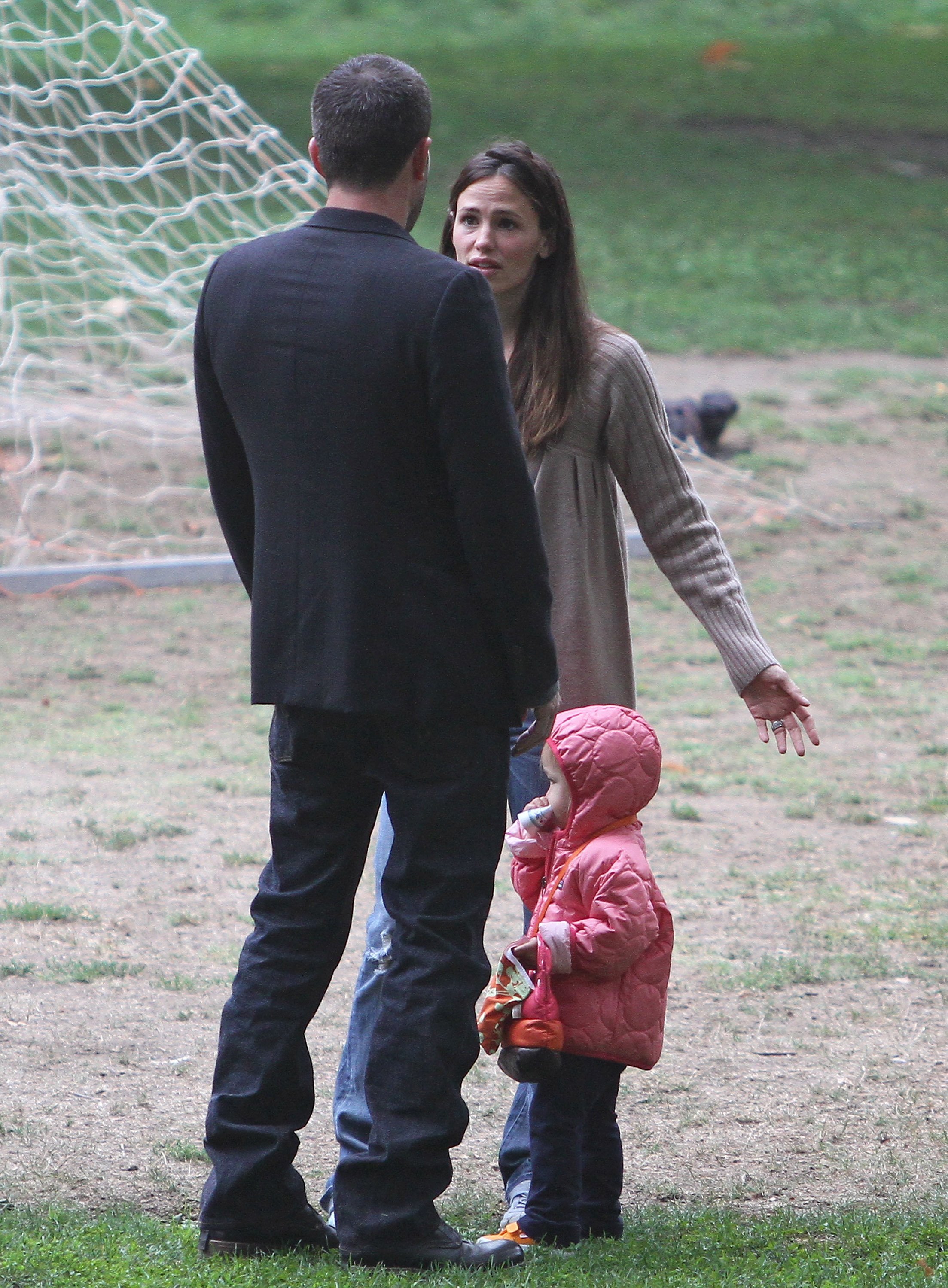 Ben Affleck and Jennifer Garner seen with a child on September 18, 2010, in Los Angeles, California. | Source: Jean Baptiste Lacroix/WireImage/Getty Images