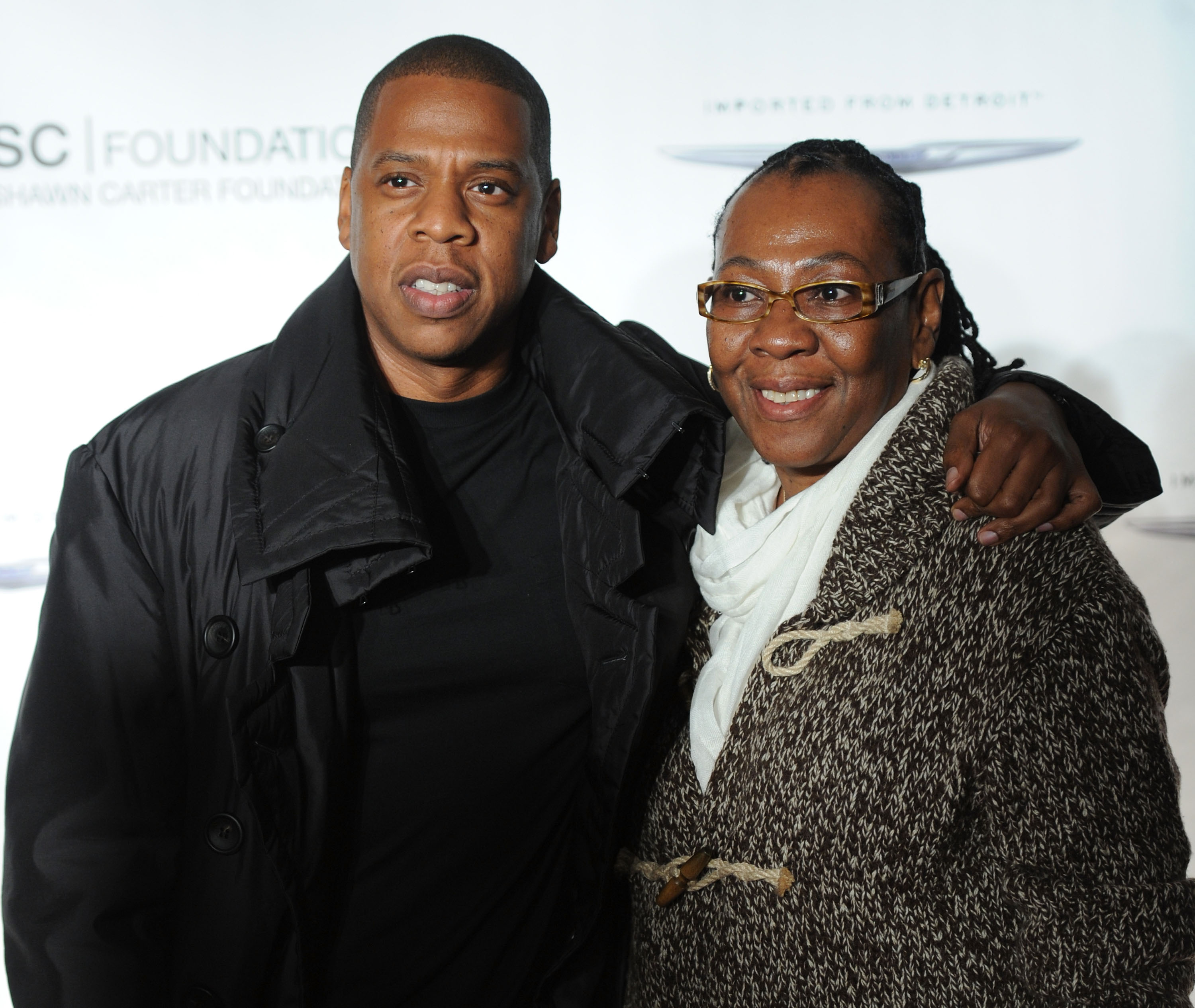 Jay-Z and his mother Gloria Carter attend the "Making The Ordinary Extraordinary" hosted by The Shawn Carter Foundation at Pier 54 on September 29, 2011, in New York City. | Source: Getty Images