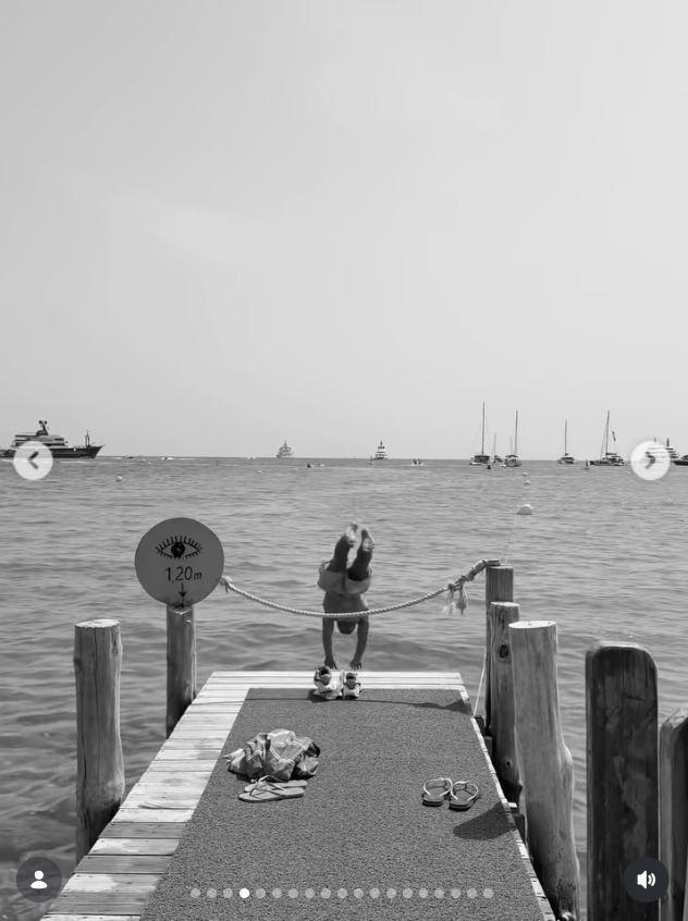 Another vacation snapshot froze the split second before someone flipped off the dock into the Mediterranean, capturing the carefree spirit of the family's Ibiza getaway. | Source: Instagram/renee__stewart